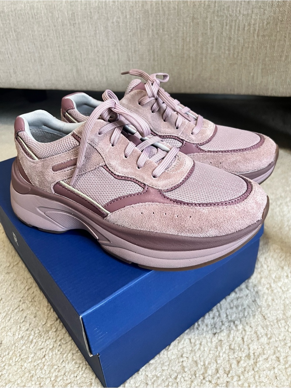 ❗️🆕 ROCKPORT Sneakers❗️